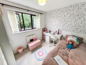 Bedroom- click for photo gallery